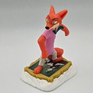 Zootopia 2 Nick Wilde Disney 2025 McDonald's Happy Meal Toy